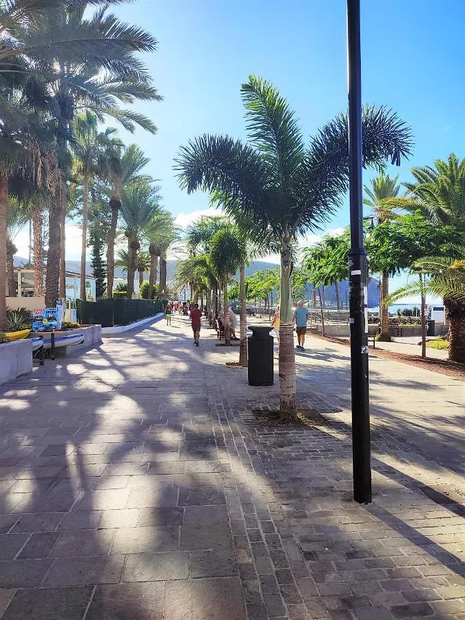 Guayero, Bel Appartement A 50M De La Mer Los Cristianos  İspanya